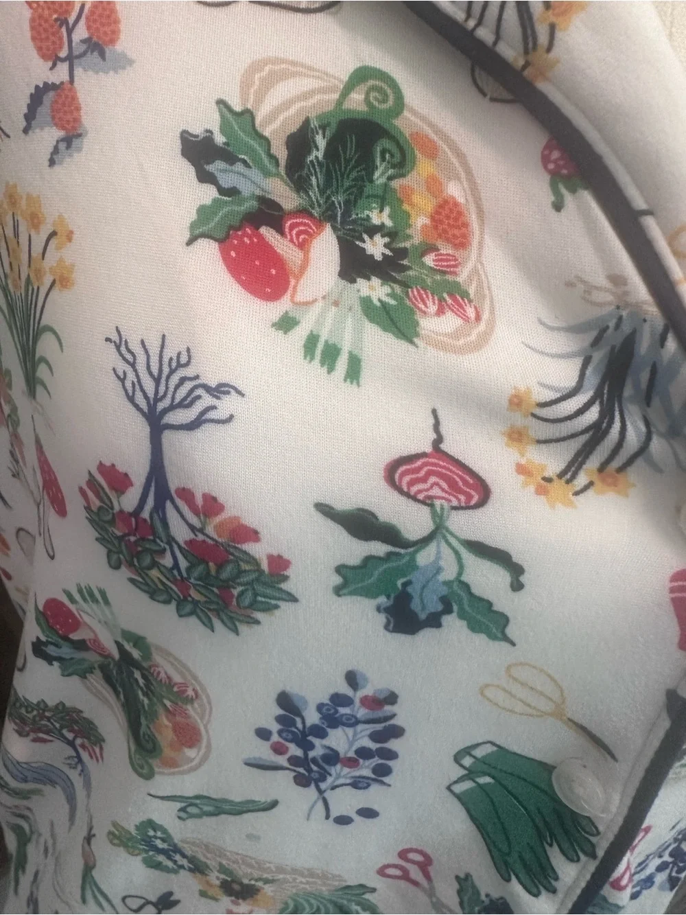 Kate Spade In the Garden Pajama Top Sz M Garden Print Button Front Short Sleeve